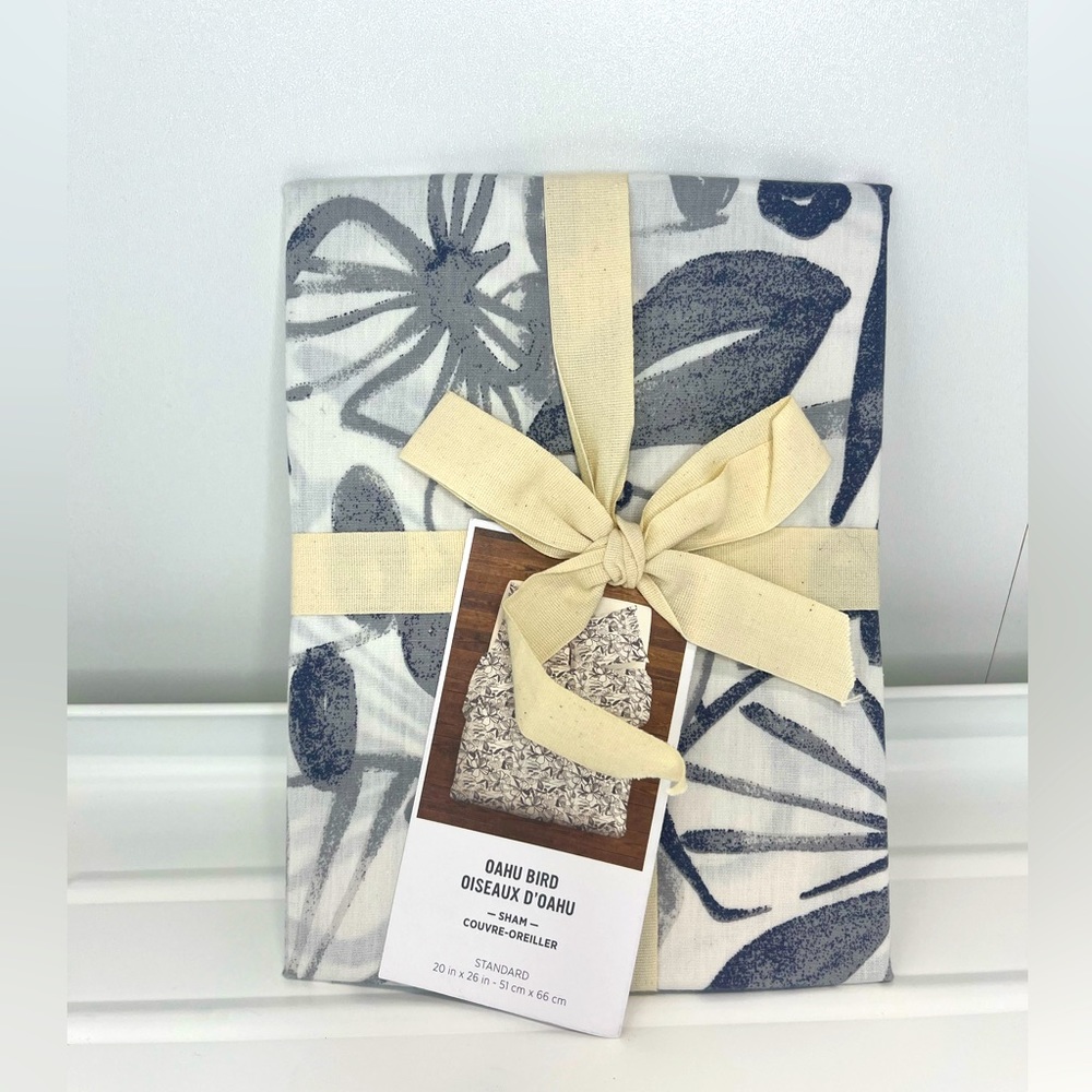 NWT - West Elm (1) Standard Sham- Multi Colors Gray Blue Oahu Bird Floral